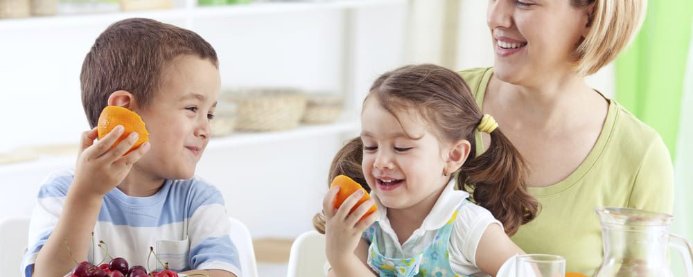 تغذیه سالم مناسب بچه ها